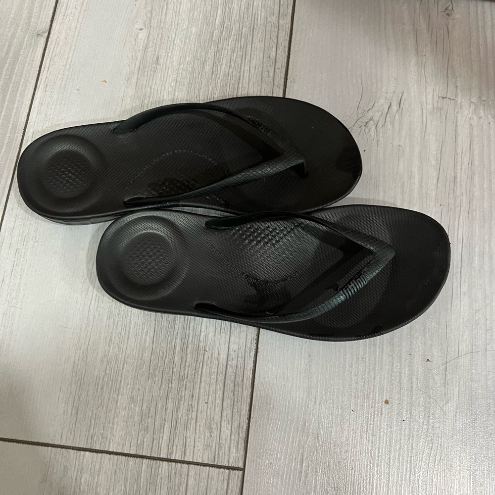 Women’s Black Fitflop